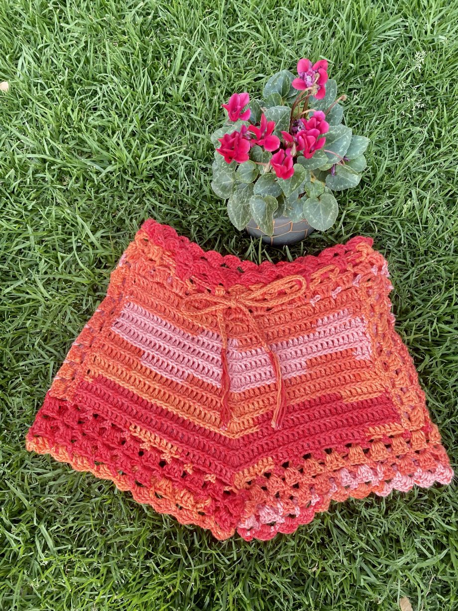 Short naranjo talla M